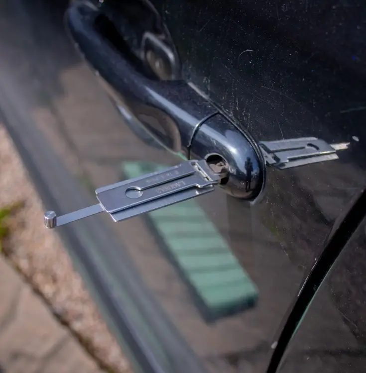 Expert-Broken-Car-Key-Repair-Services-You-Can-Trust